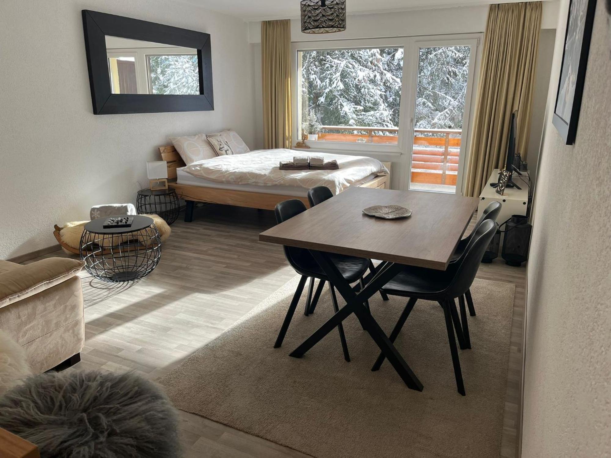 Grand Studio au centre de Crans Extérieur photo